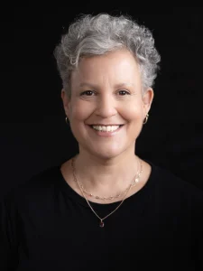 מיני מרתון כתיבה | 'שייפרח היקינטון…': מבוגרים כותבים לילדים | עם תמי שם-טוב 29.05.26